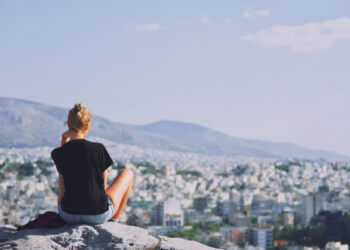 Affirmations & Visualization: Techniques for Positive Mindset Shifts