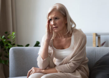 Reducing Headaches Naturally: Pressure Points & Herbal Rubs