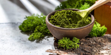 Superfood Spotlight: Spirulina & Chlorella for Detox & Vitality