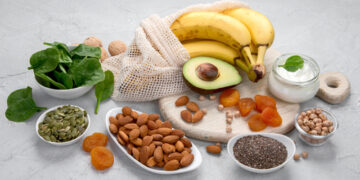 Balancing Macronutrients: How Proteins, Fats, and Carbs Affect Your Health