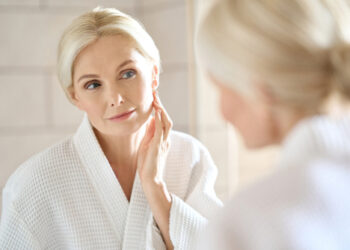 Best Practices for Sensitive Skin: Simple & Soothing Organic Routines