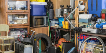 Decluttering Sustainably: Minimalism Meets Eco-Consciousness