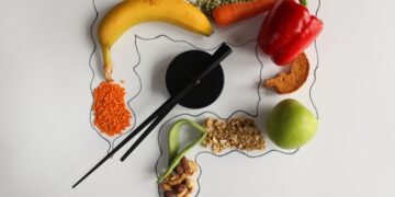 Food Combining & Timing: Does It Really Affect Digestion?