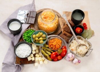 Probiotic vs. Prebiotic: What’s the Difference & Why It Matters?