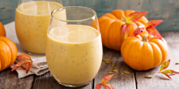 Seasonal Smoothies: Balancing Flavors & Nutrients All Year Round